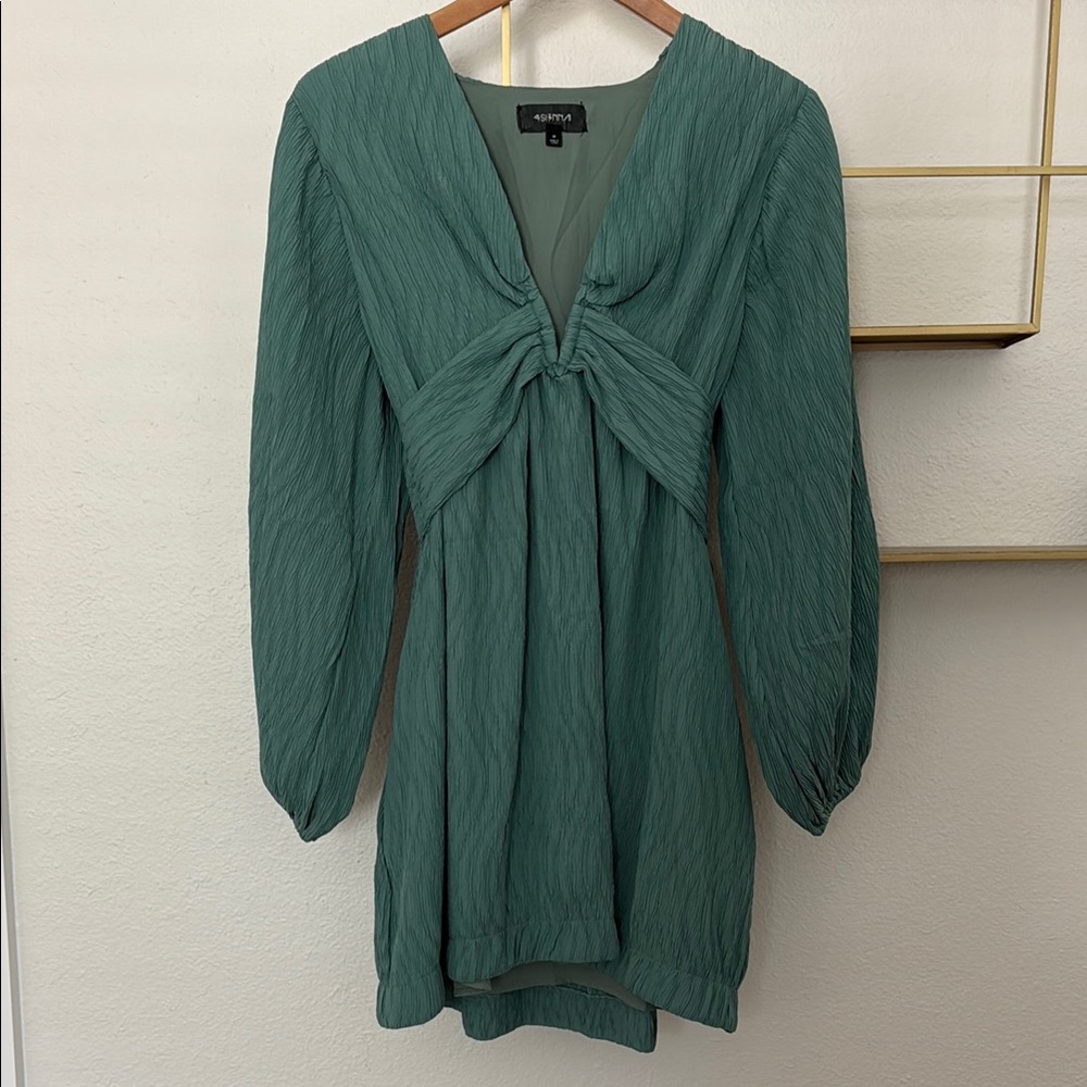 4SI3NNA Green Tie Front Sundress with Bishop Sleeves